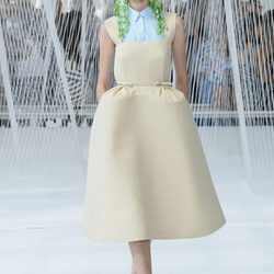 Vestido nude de Delpozo primavera/verano 2017 en la Semana de la Moda de Nueva York