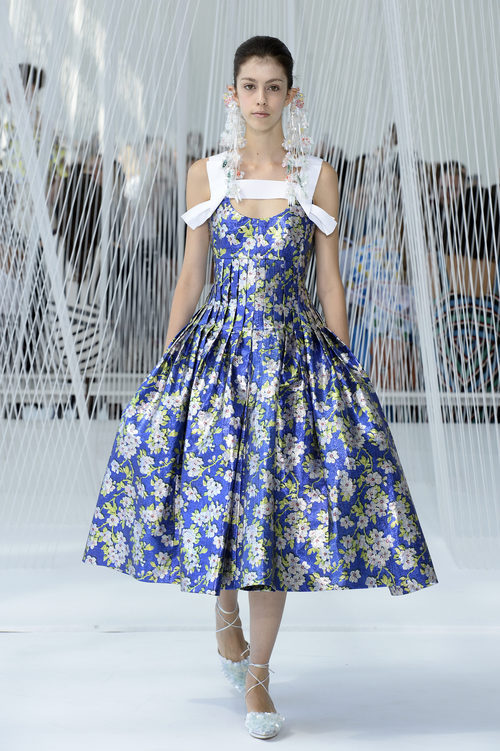 Vestido floral de Delpozo primavera/verano 2017 en la Semana de la Moda de Nueva York