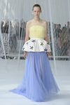 Falda azul de Delpozo primavera/verano 2017 en la Semana de la Moda de Nueva York
