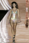 Vestido transparente de Dolores Cortés primavera/verano 2017 en la Madrid Fashion Week