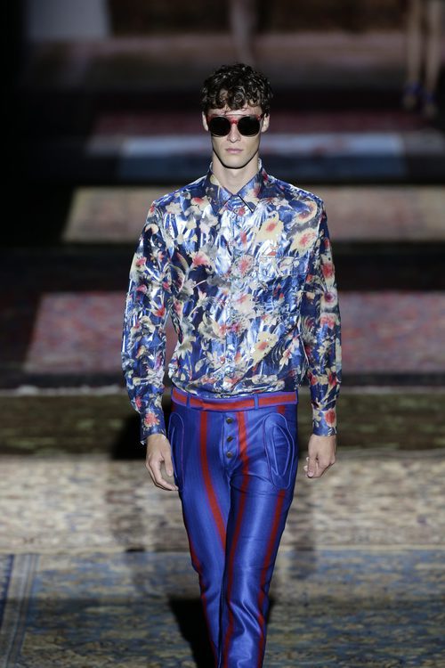 Camisa estampada de Ana Locking colección primavera/verano 2017 en la Madrid Fashion Week