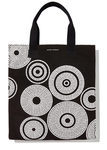 Bolso solidario de Narciso Rodríguez para InStyle