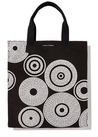Bolso solidario de Narciso Rodríguez para InStyle
