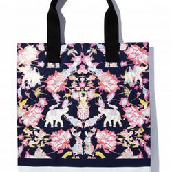 Bolso solidario de Tanya Taylor para InStyle