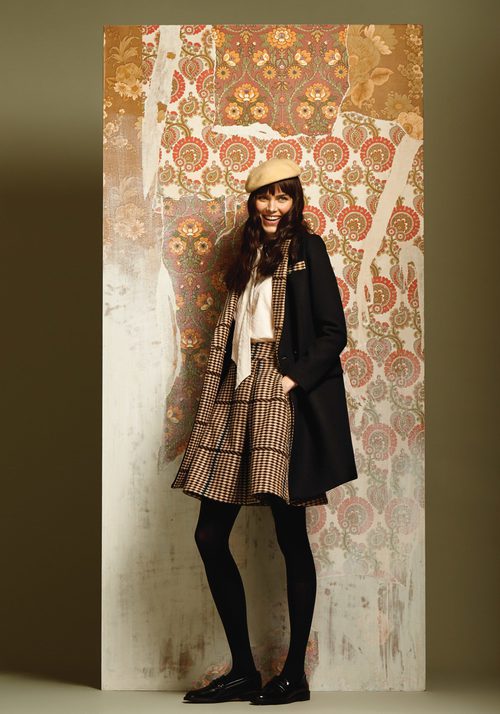 Falda estilo british de la colección otoño/invierno 2016/2017 de Dolores Promesas