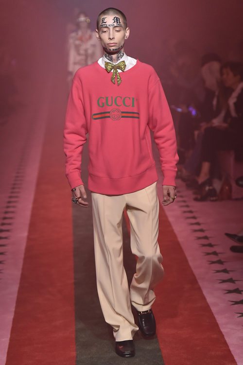 Jersey serigrafiado de Gucci primavera/verano 2017 en la Milán Fashion Week
