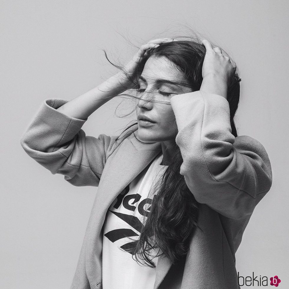Alba Paul se transforma en la nueva imagen de Reebok  Classic en su campaña 'Perfect Split'