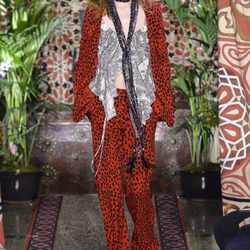 Traje animal print de Roberto Cavalli primavera/verano 2017 en la Milán Fashion Week