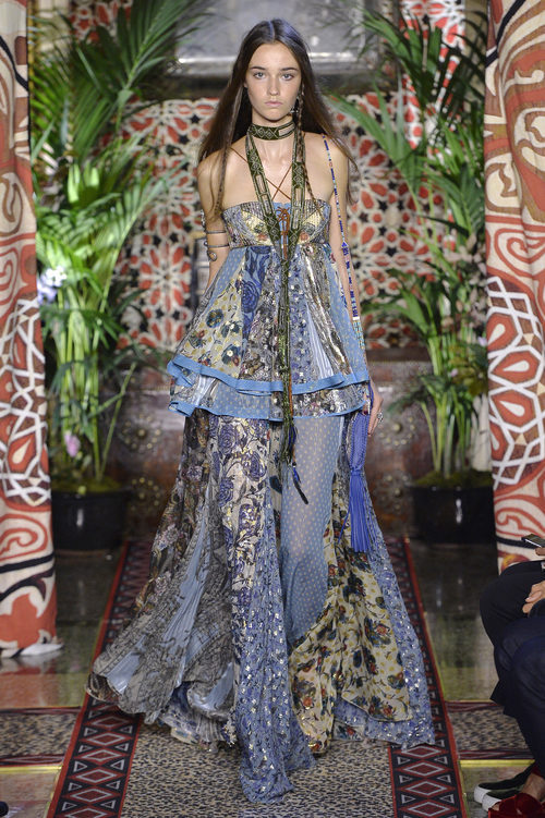 Vestido de Roberto Cavalli primavera/verano 2017 en la Milán Fashion Week