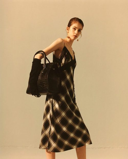 Vestido a cuadros negros y blancos de Sfera otoño/invierno 2016/2017