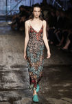 Vestido largo marrón estampado de Missoni colección primavera/verano 2017 en Milán Fashion Week