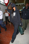 Rihanna con un look sport en la Semana de la Moda de París