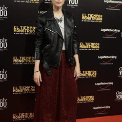 Leticia Dolera con un peculiar estilo en la premiere de 'El tiempo de los monstruos'