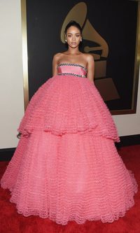Una mesa camilla llamada Rihanna