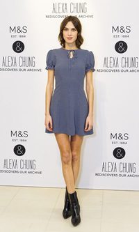 Alexa Chung presume de piernas