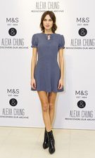 Alexa Chung presume de piernas