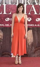 Natalia de Molina muestra su lado más sexy