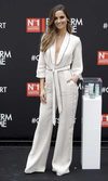 Ariadne Artiles apuesta por el mono largo