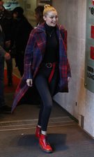 El maxi abrigo de Gigi Hadid