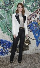 Emma Stone, look sofisticado