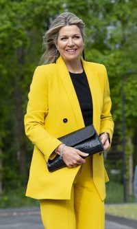 Máxima de Holanda tiene el look de Zara que querrás en tu armario