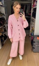 El conjunto de punto, el look más cómodo durante el embarazo según Chiara Ferragni